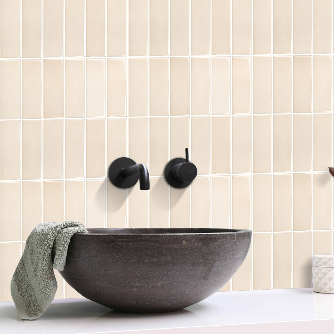 Stacked Subway Wall Tile | Cream with White Grout