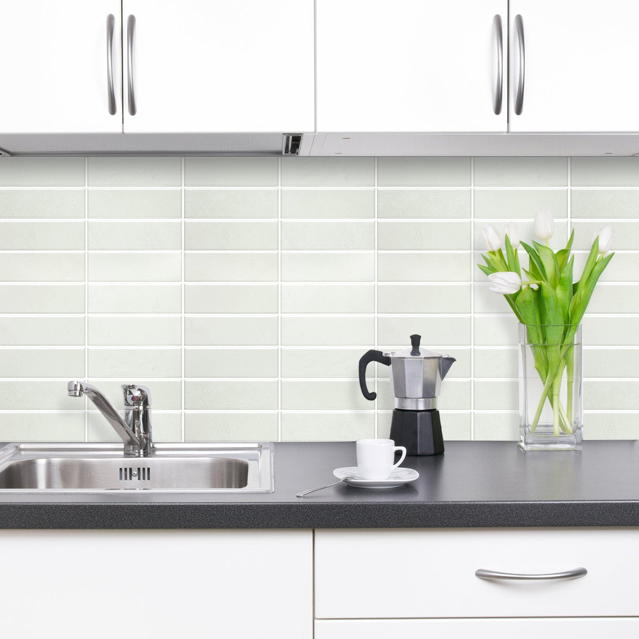 Off white stacked subway tiles in kitchen